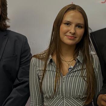 Babysitter Krefeld: Alisha