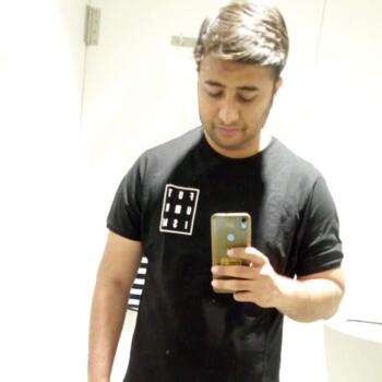 Rājkot में बेबीसिटिंग की नौकरी: बेबीसिटिंग से जुड़े काम Raj