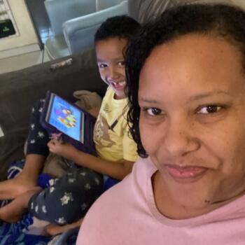 Emprego de babá em Campo Grande: emprego de babá Nanthyelle