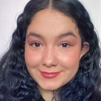 Babysitter in Newcastle-under-Lyme: Aayah