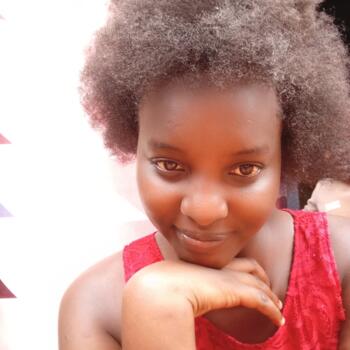 Babysitter in Brasov: Florah