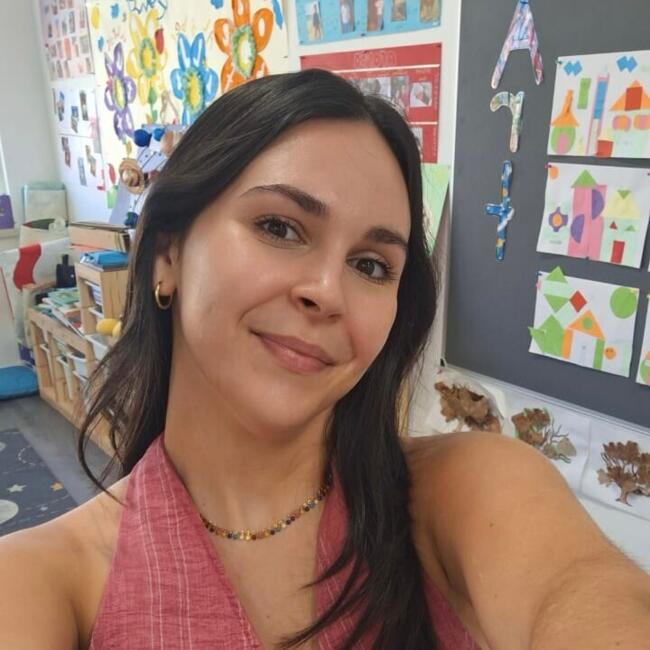 Babysitter in Charneca de Caparica: Isabella