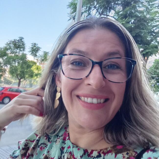 Canguro en Málaga: Liz Noelia