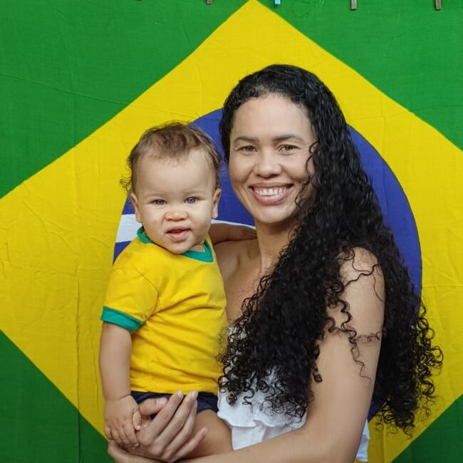 Emprego de babá em Maceió: Simone