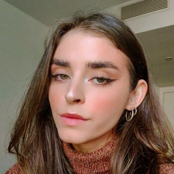 Emploi de nounous à Nice: job de garde d'enfants Carla