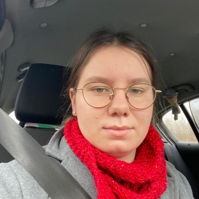 Babysitter in Anzin: Julia