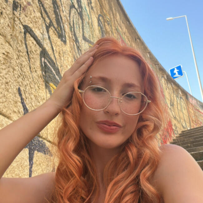 Ama em Amadora: Lara