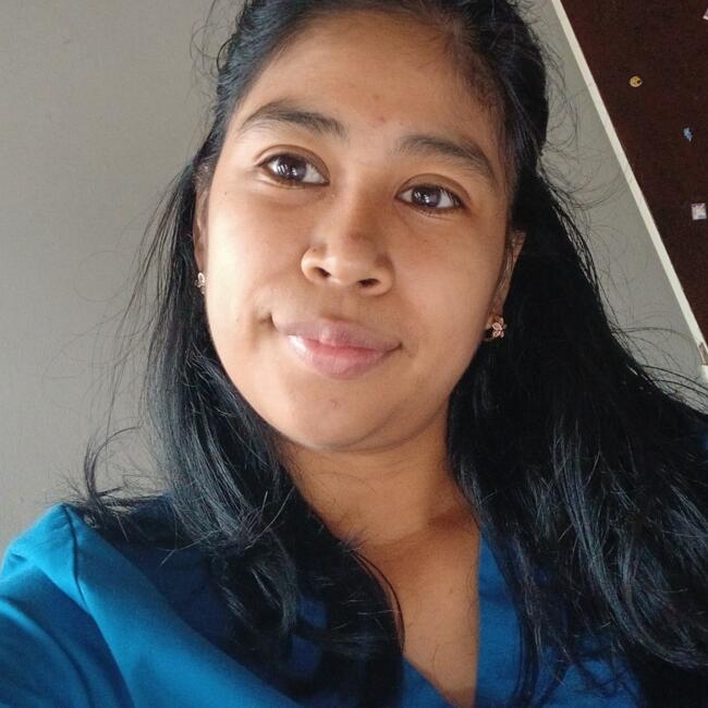 Babysitter in Anton Valley: Ideisa Hidalgo Gil