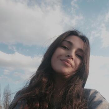 Bonă în București: Anais