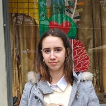 Babysitter in León: Lia