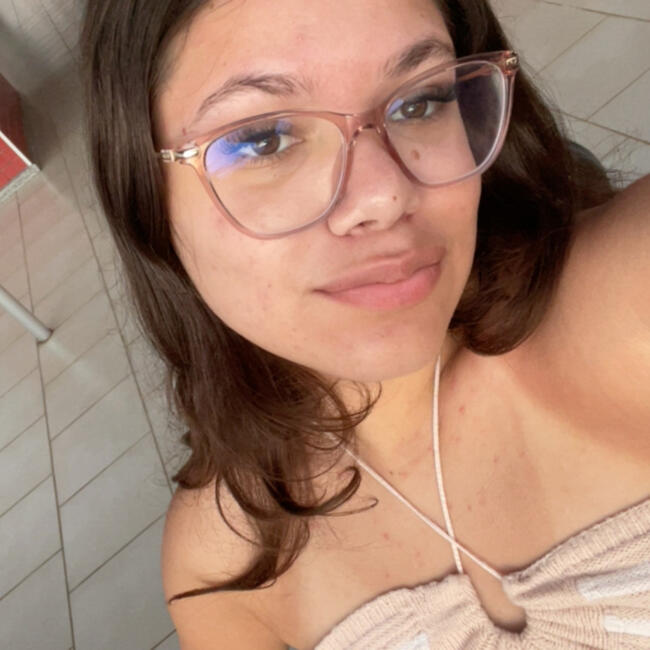 Babysitter in São José dos Pinhais: Rafaella