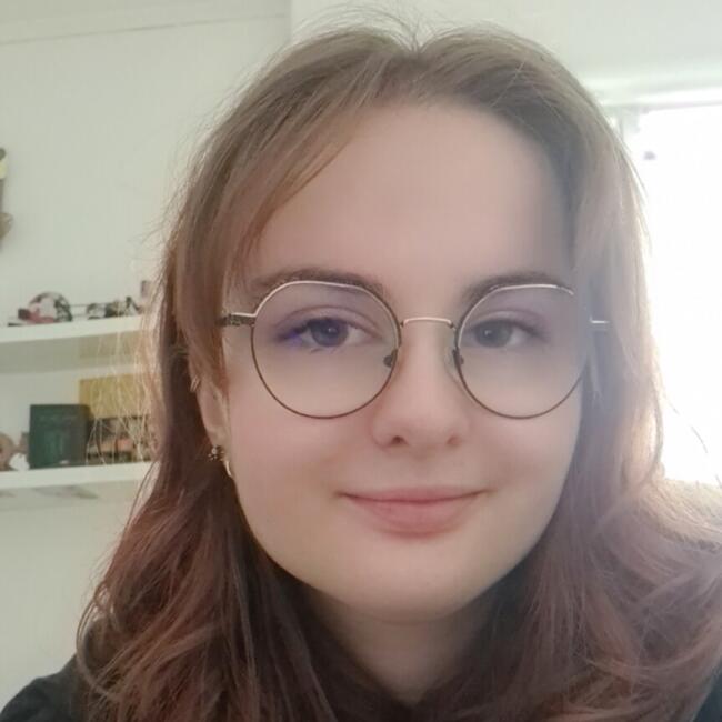 Babysitter in Avesnelles: Maelys