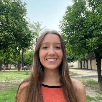 Babysitter in Zahara de los Atunes: Lucia