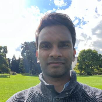 Δουλειά για babysitter στην περιοχή Βομβάη: δουλειά φύλαξης παιδιών Prateek