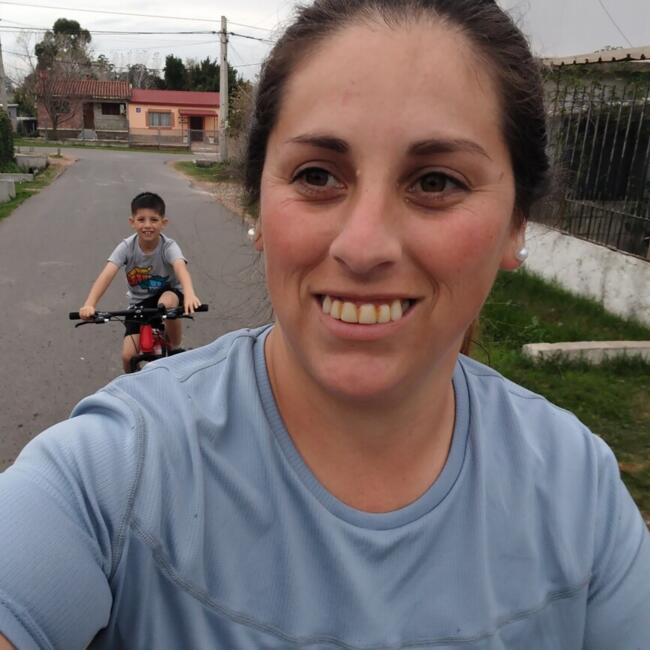 Babysitter in Montevideo: Yessica
