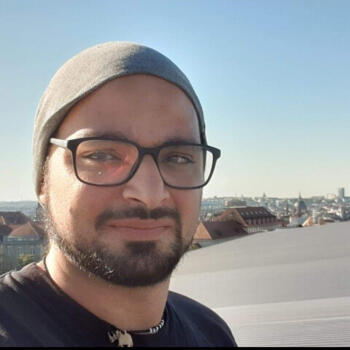 Babysitter Wien: Neculai