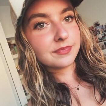 Babysitter Verneuil-sur-Vienne: Manon