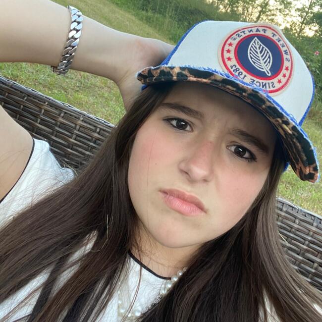 Babysitter in Toulouse: Zoe