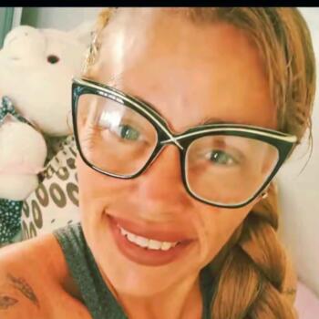 Babysitter Londrina: Débora