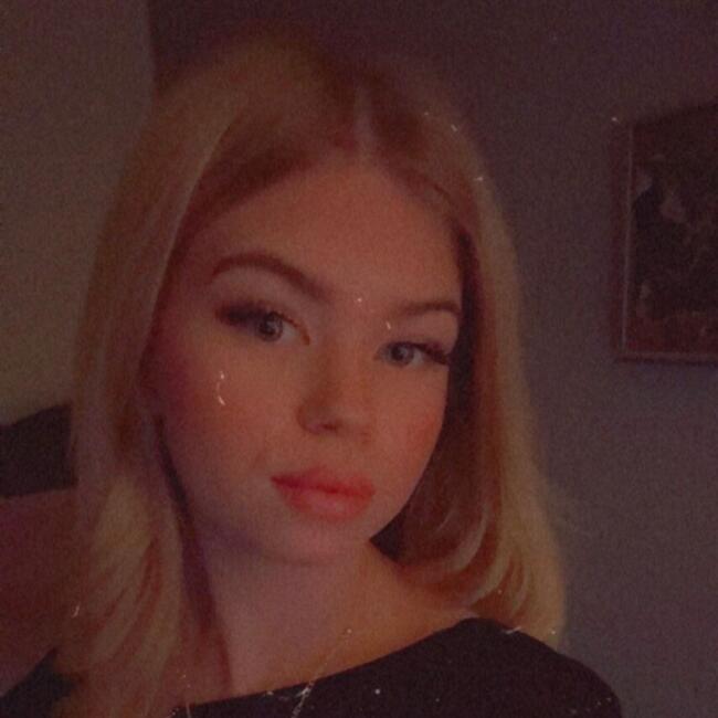 Babysitter in Krefeld: Laureen