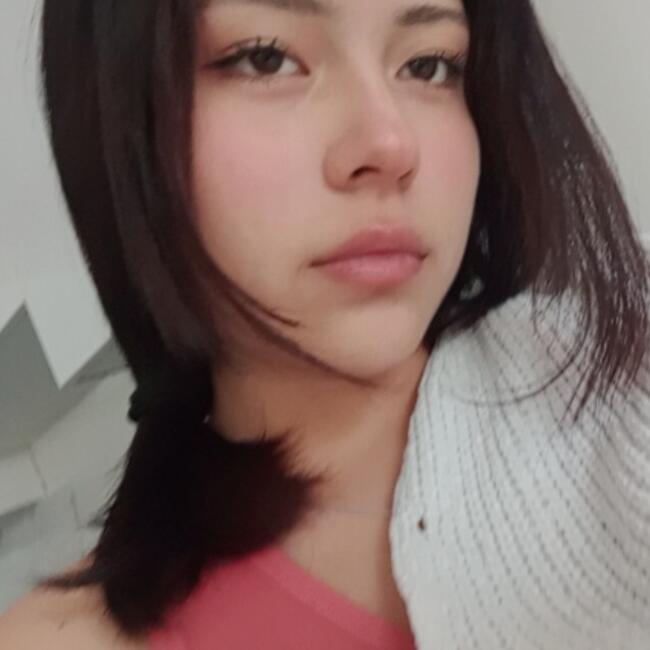 Niñera en La Esperanza (Departamento de La Libertad): Mia