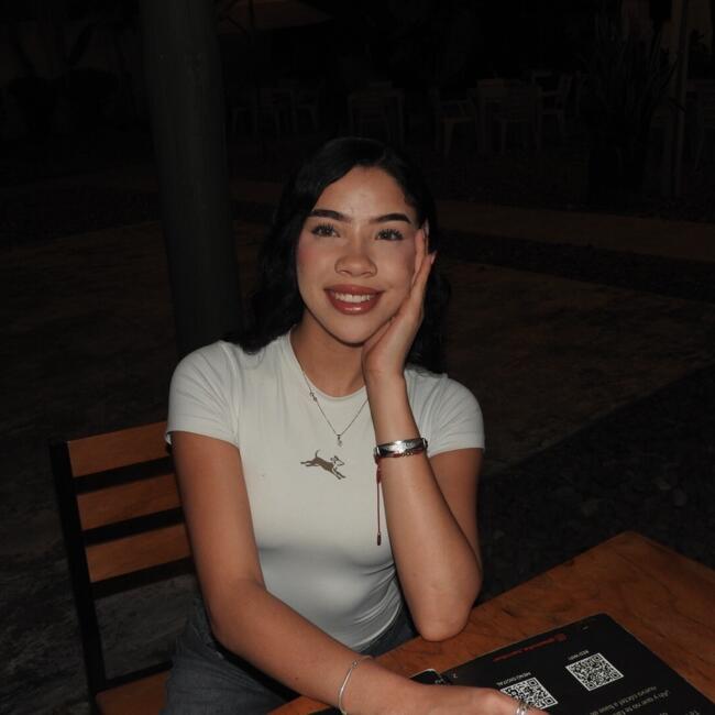 Babysitter in Bogotá: Isabella