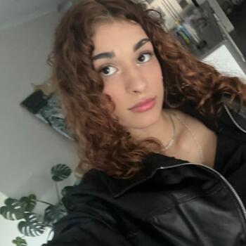 Babysitter a Perth: Monique