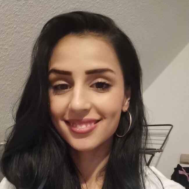 Babysitter in Stuttgart: Gyöngyi