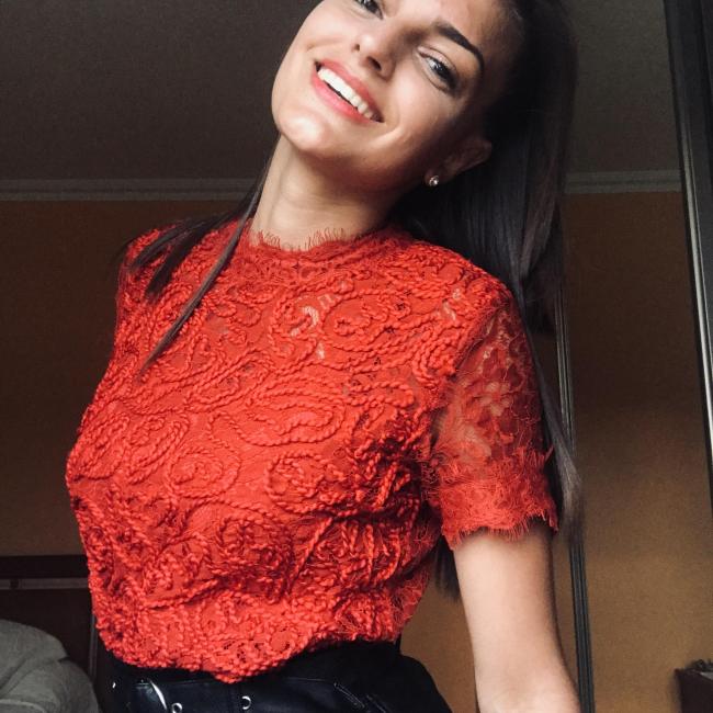 Brussels 베이비시터: Vanessa