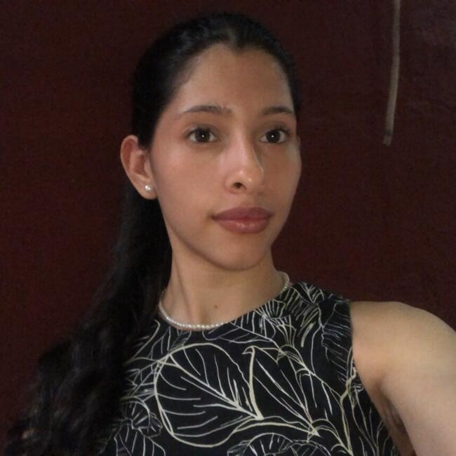 Babysitter in Villa Elisa: Dhalma