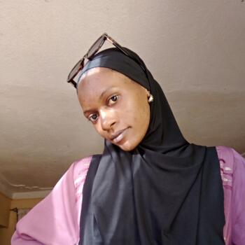 Babysitter Kampala: Swabra