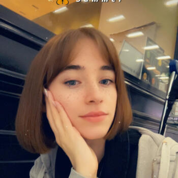 Babysitter in Lagny-sur-Marne: Alyzee