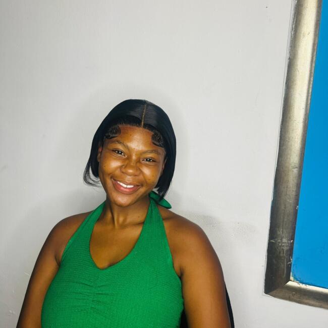 Babysitter in Cape Town: Alulutho