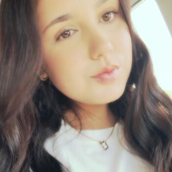 Babysitter in Benavente: Mia