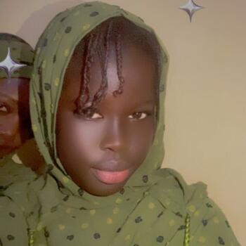 Babysitter in Dakar: Mame diarra