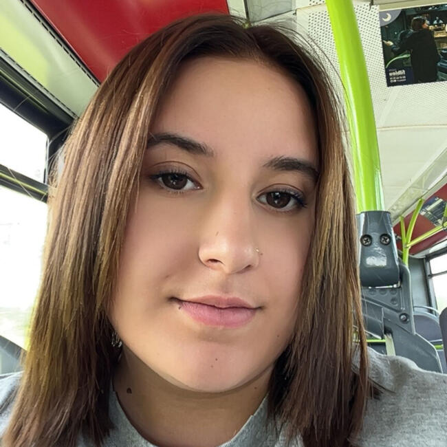 Babysitter in Tours: Clara