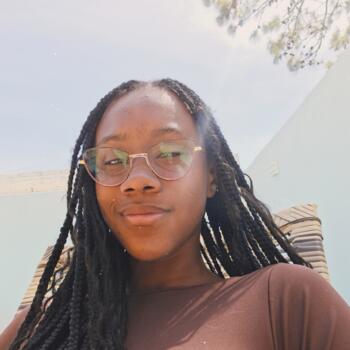 Babysitter in Porto Alegre: Laura