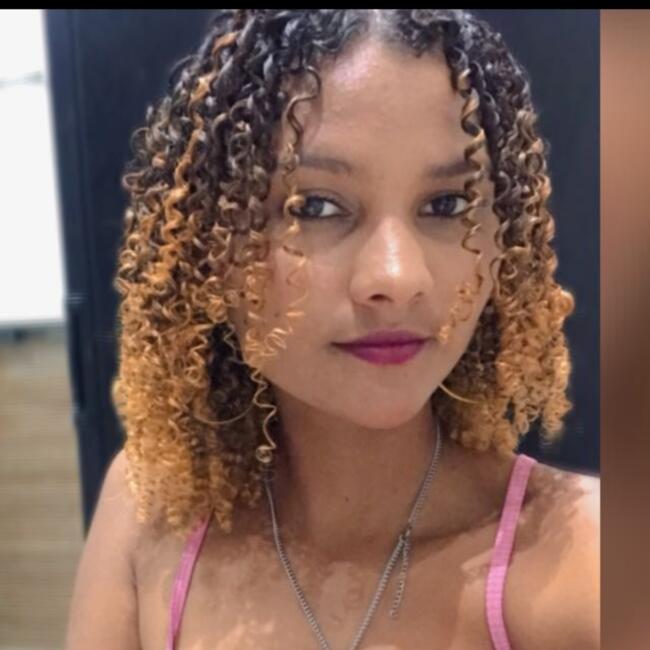 Babysitter in Caxias (Maranhão): Larissa