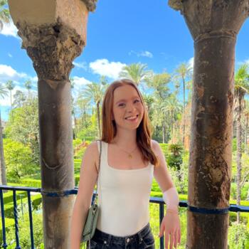 Babysitter La Ville-du-Bois: Leyna