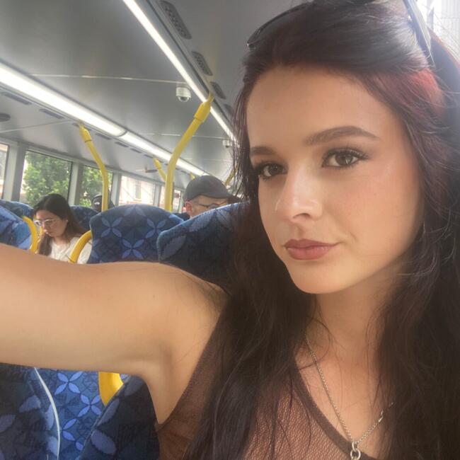 Babysitter in Auckland: Zara