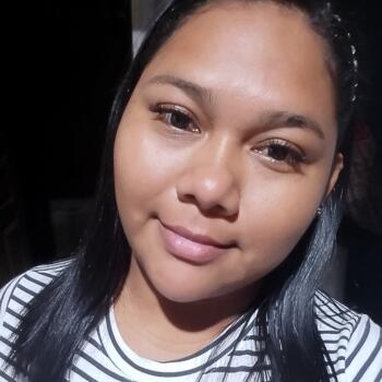 Babá em Belém: Milene