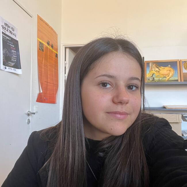 Babysitter in Lyon: Cloé