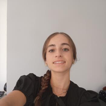 Baby-sitter à Marseille: Elsa
