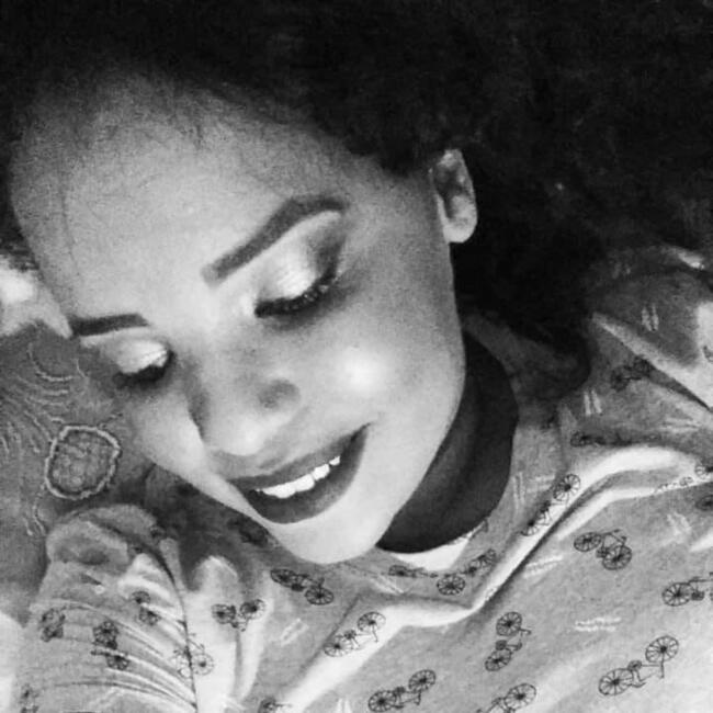 Babá em Niterói: Camila