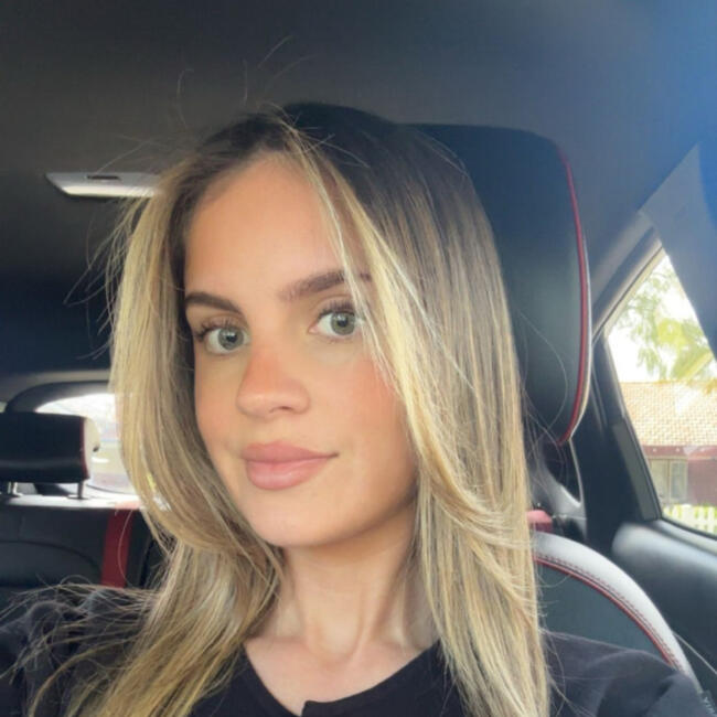 Babysitter in Perth: Yvette