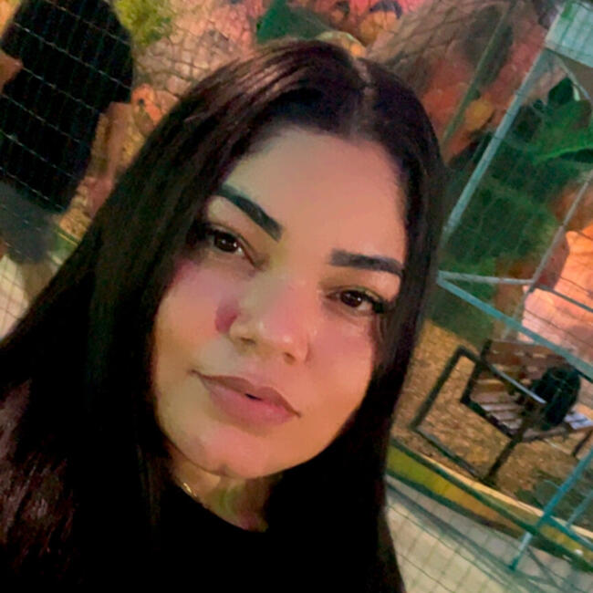 Babysitter in Niterói: Rose