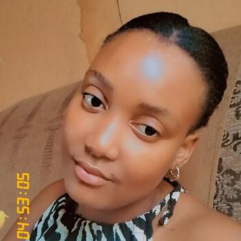 Babysitter in Aliwal North: Zandile