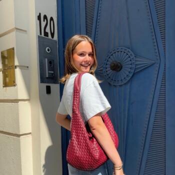 Babysitter in Douai: Mathilde