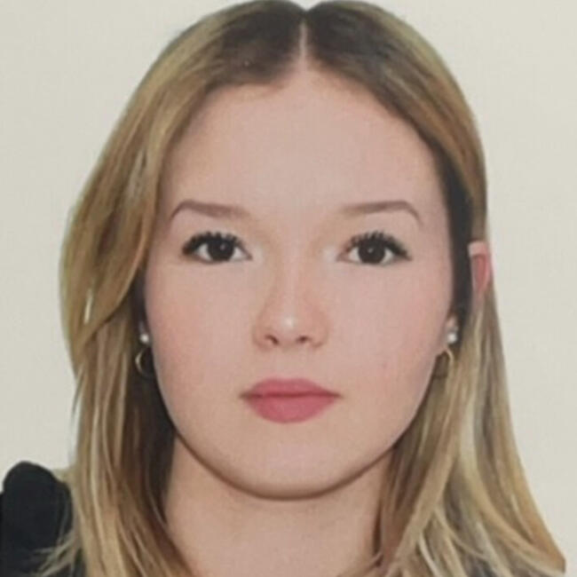 Babysitter in Ober-Olm: Lucy