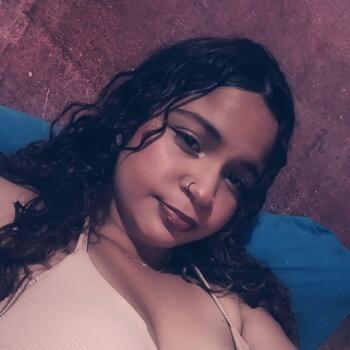 Babysitter in Águas Lindas de Goiás: Gabrielly